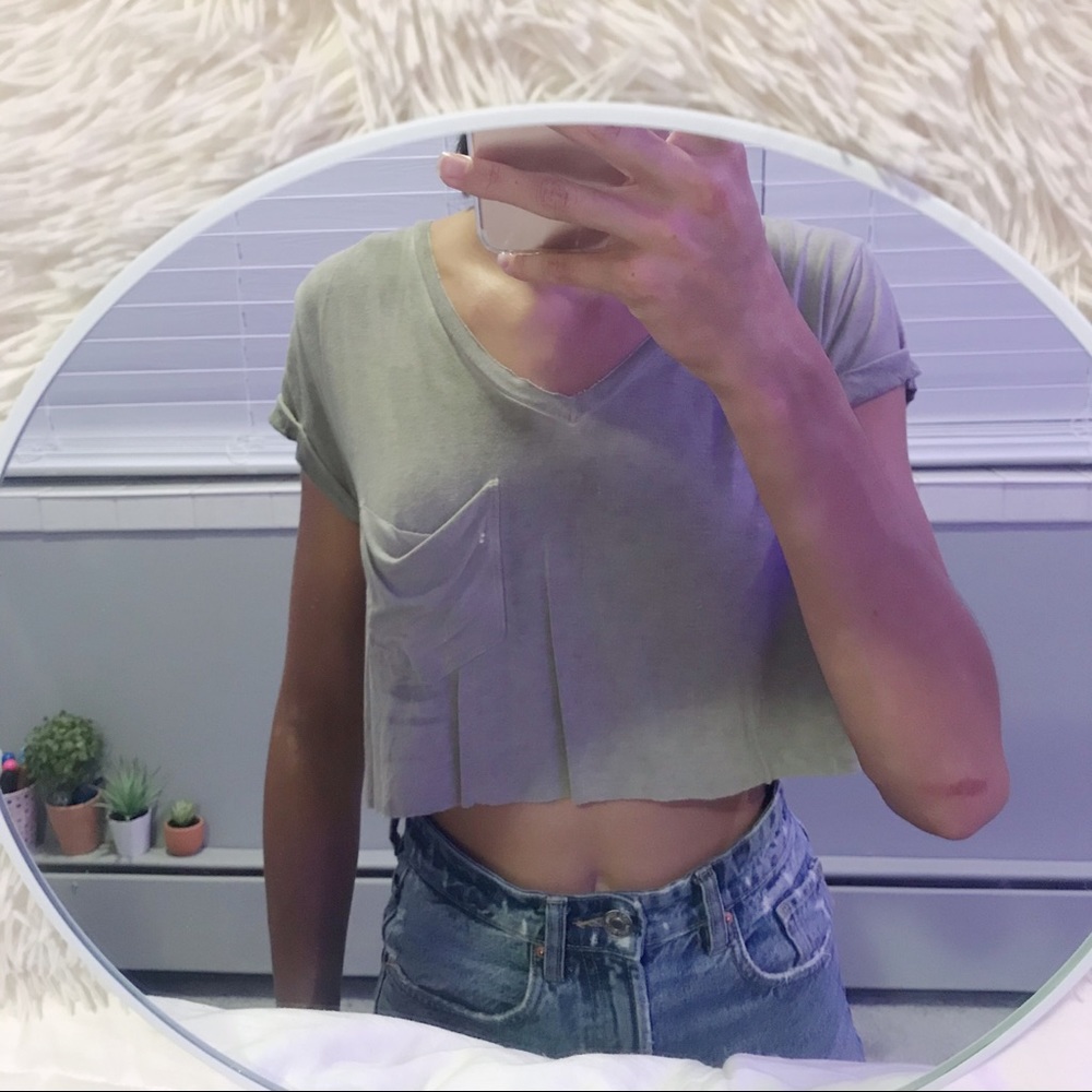 green aeo tee